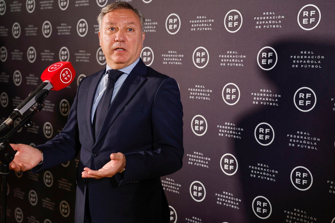 Medina Cantalejo: "La reunión con el Madrid ha sido cordial" Medina Cantalejo: "La reunión con el Madrid ha sido cordial"