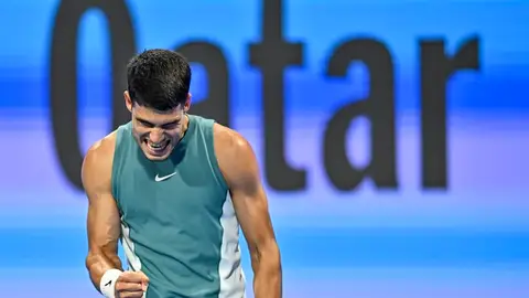 Alcaraz gana a Cilic en un convincente debut en Doha Alcaraz gana a Cilic en un convincente debut en Doha