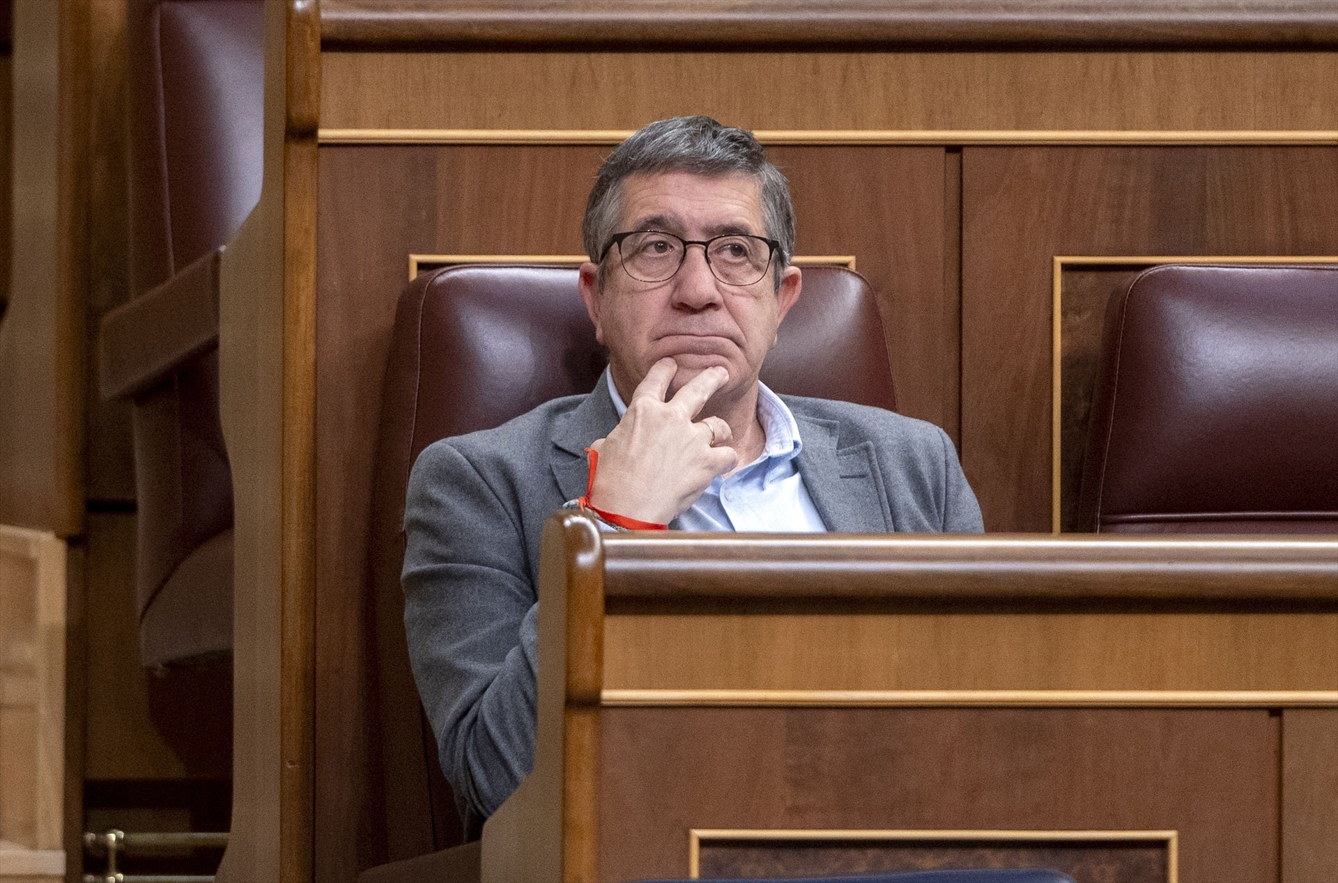 "Antes nos fiábamos de que nos iba a salvar el primo de Zumosol": PSOE y Sumar chocan sobre el aumento del gasto militar "Antes nos fiábamos de que nos iba a salvar el primo de Zumosol": PSOE y Sumar chocan sobre el aumento del gasto militar
