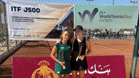 La bigastrense del Club de Tenis Torrevieja Charo Esquiva, campeona del doble del ITF 500 Junior de El Cairo