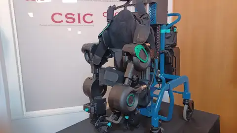 Explorer es un exoesqueleto que evoluciona con el niño, desde los 2 a los 17 años Explorer es un exoesqueleto que evoluciona con el niño, desde los 2 a los 17 años