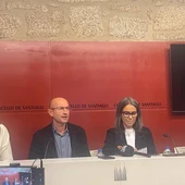 Los concejales compostelanos expulsados del PSOE aseguran que "no es firme" y agotarán "todas las vías" en su defensa Los concejales compostelanos expulsados del PSOE aseguran que "no es firme" y agotarán "todas las vías" en su defensa