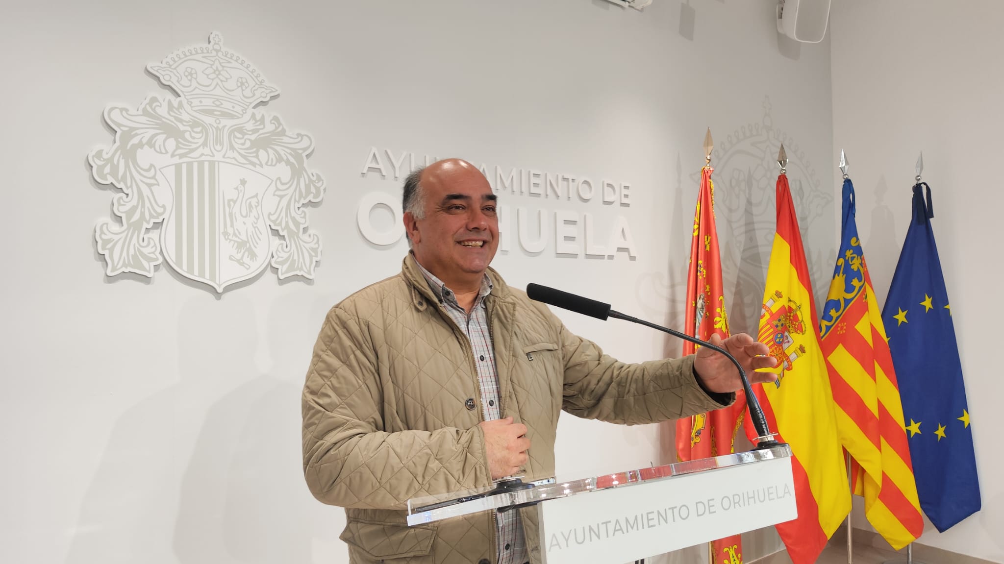 La Concejalía de Infraestructuras actuará para solucionar las filtraciones del edificio en la calle Médico Temístocles Almagro La Concejalía de Infraestructuras actuará para solucionar las filtraciones del edificio en la calle Médico Temístocles Almagro