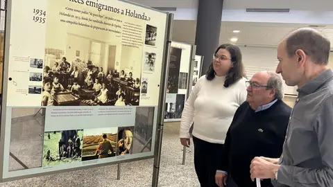 Inauguración de la exposición “Ana Frank: Escribir para Resistir” en l'Auditori de La Nucía. Inauguración de la exposición “Ana Frank: Escribir para Resistir” en l'Auditori de La Nucía.