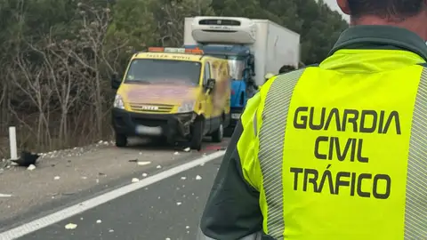 Muere un hombre atropellado en la AP-15