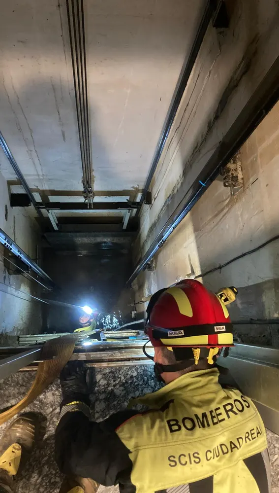 Participación de bomberos del SCIS tras la DANA de Valencia Participación de bomberos del SCIS tras la DANA de Valencia
