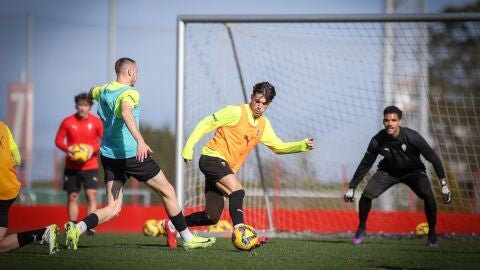Dubasin y Nacho M&eacute;ndez en un entrenamiento