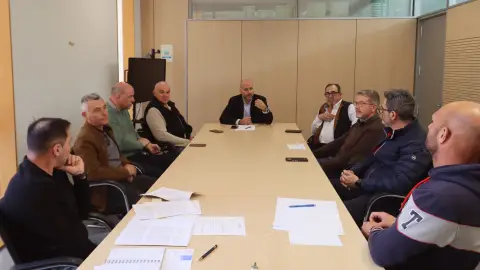 El Ayuntamiento de Benidorm propone al sector reconvertir licencias para ampliar a 25 el número de taxis adaptados El Ayuntamiento de Benidorm propone al sector reconvertir licencias para ampliar a 25 el número de taxis adaptados