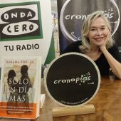 Susana Fortes presentando en la librería Cronopios de Pontevedra `Sólo un día más´ 