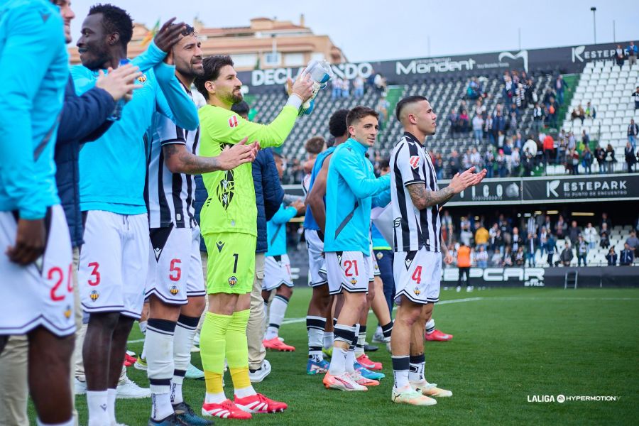 El Castellón mantiene la puerta a cero por primera vez en más de dos meses El Castellón mantiene la puerta a cero por primera vez en más de dos meses