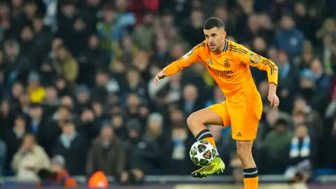 Dani Ceballos en el Manchester City - Real Madrid de 2025 Dani Ceballos en el Manchester City - Real Madrid