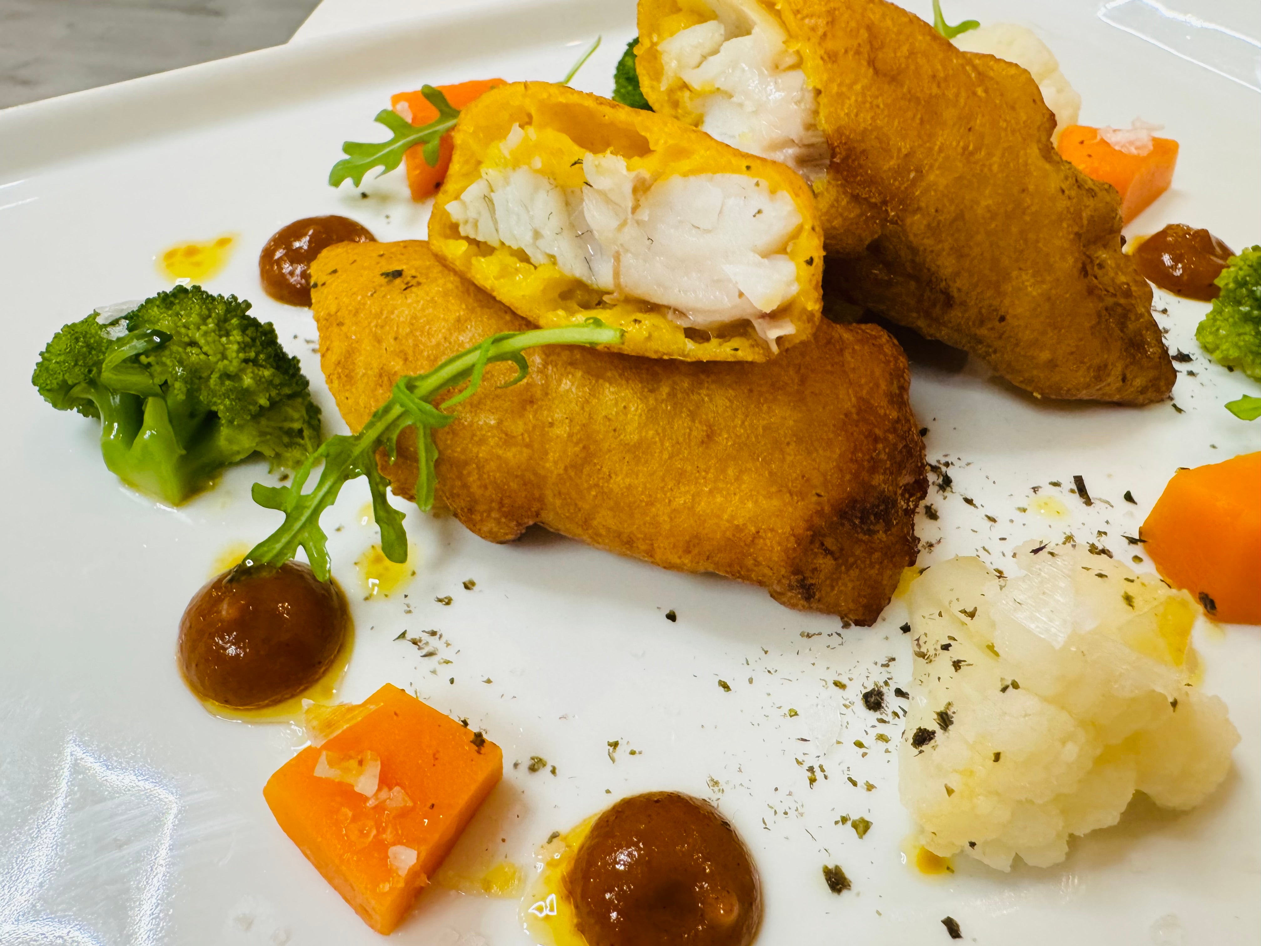 Pavías de dorada con verduras y alicantina Pavías de dorada con verduras y alicantina