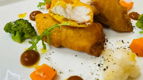Pavías de dorada con verduras y alicantina Pavías de dorada con verduras y alicantina
