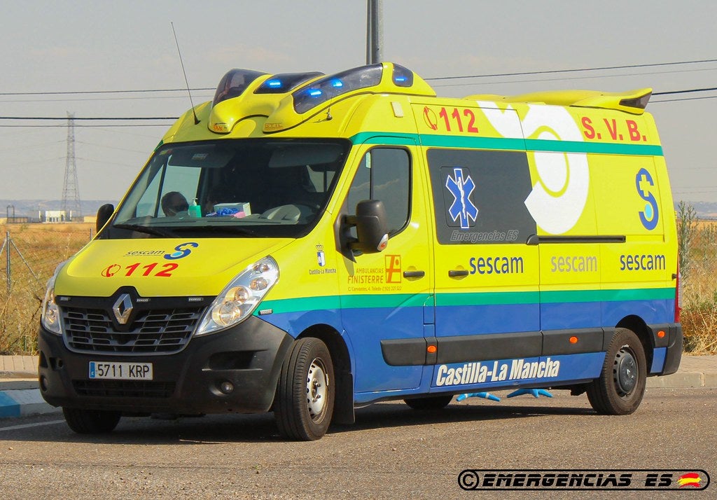 Ambulancia de SPV del SESCAM Ambulancia de SPV del SESCAM