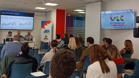 Presentación del informe de COAPI Valencia. Presentación del informe de COAPI Valencia.