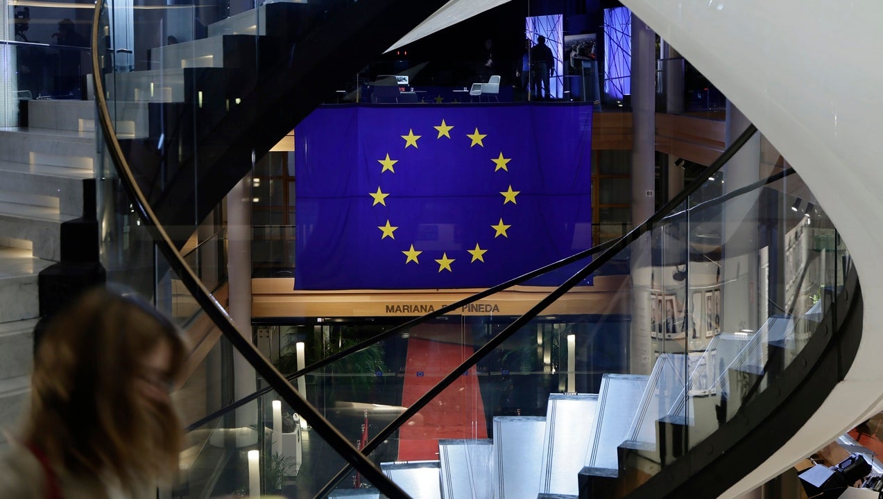 La UE pacta nuevas sanciones contra el petróleo y el aluminio ruso por invadir Ucrania La UE pacta nuevas sanciones contra el petróleo y el aluminio ruso por invadir Ucrania