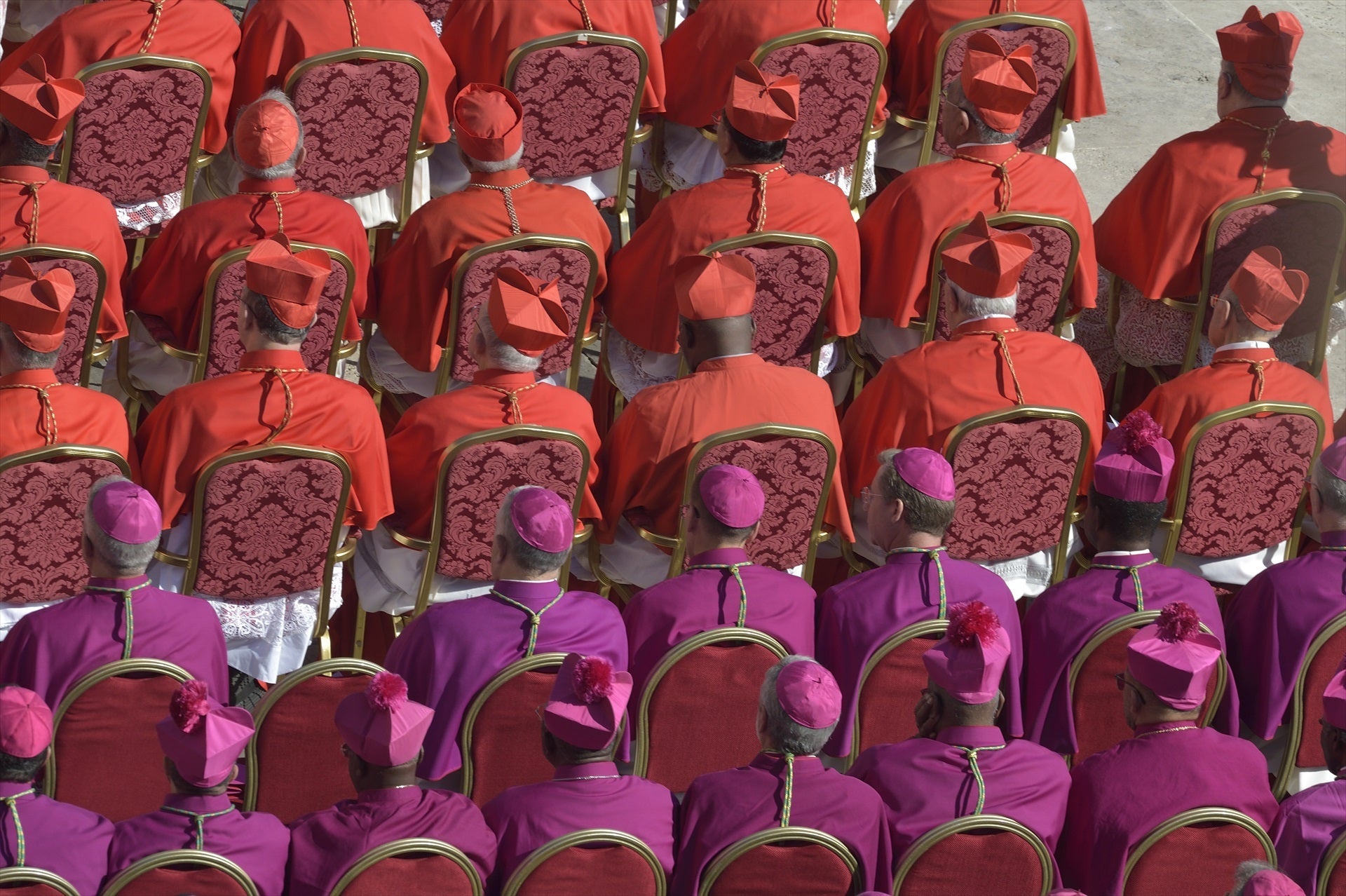 Qué es un cónclave: calendario, reglas, fumata blanca... Qué es un cónclave: calendario, reglas, fumata blanca...