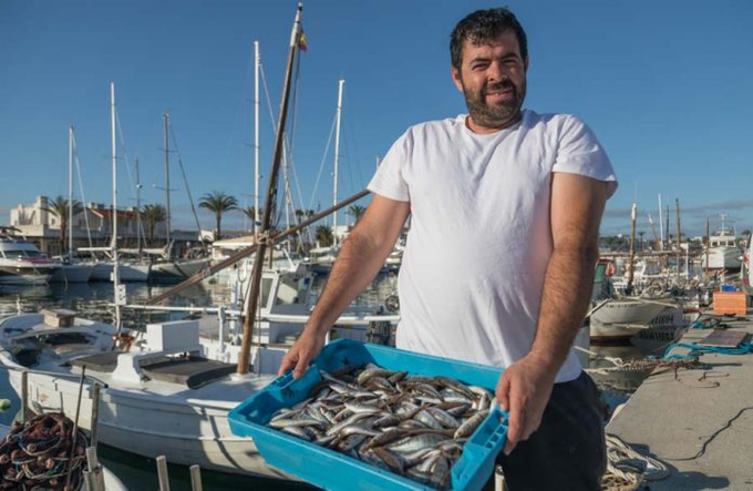 Iván Pérez Marí: "El mar es el último reducto de libertad" Iván Pérez Marí: "El mar es el último reducto de libertad"
