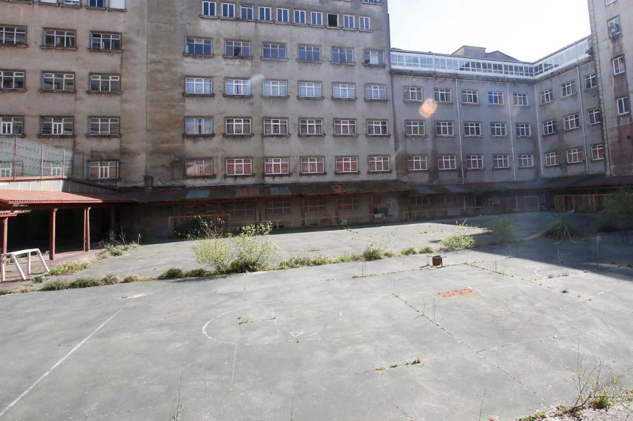 Cerca de la mitad de la parcela del antiguo colegio Peleteiro en el Ensanche se destinará a vivienda protegida Cerca de la mitad de la parcela del antiguo colegio Peleteiro en el Ensanche se destinará a vivienda protegida