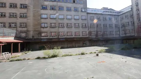 Cerca de la mitad de la parcela del antiguo colegio Peleteiro en el Ensanche se destinará a vivienda protegida Cerca de la mitad de la parcela del antiguo colegio Peleteiro en el Ensanche se destinará a vivienda protegida