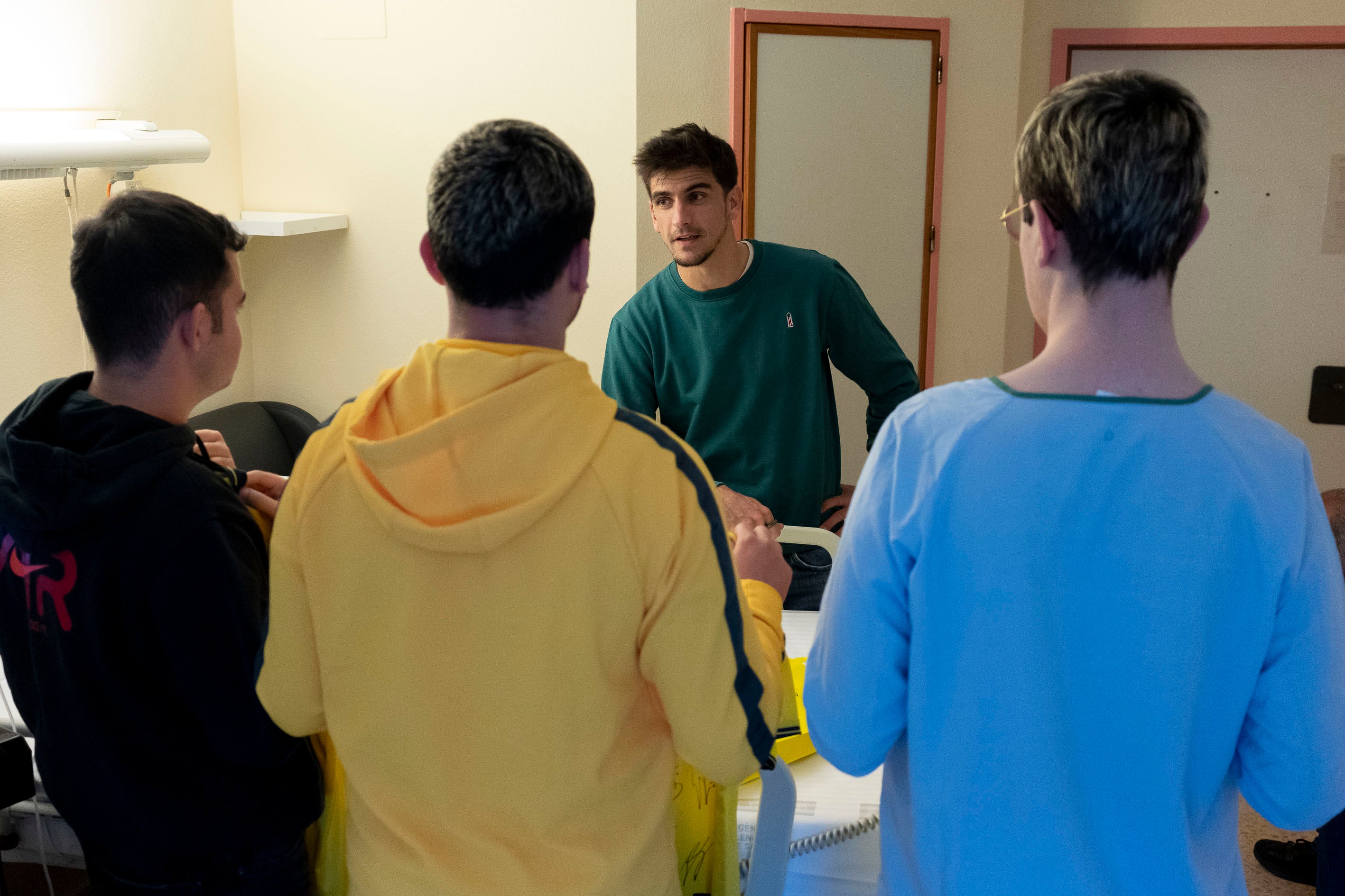 Verónica, madre de Mario: "Mi hijo ha tenido que aguantar otras veces que le insulten y le agredan por su discapacidad" Verónica, madre de Mario: "Mi hijo ha tenido que aguantar otras veces que le insulten y le agredan por su discapacidad"