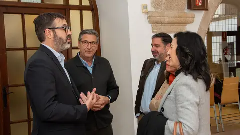 Más de 1,1 millón de euros para impulsar el emprendimiento, la consolidación de pymes y el empleo joven en la provincia de Cáceres Más de 1,1 millón de euros para impulsar el emprendimiento, la consolidación de pymes y el empleo joven en la provincia de Cáceres