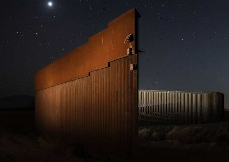 Daniel Ochoa de Olza: "El muro no deja indiferente a nadie" Daniel Ochoa de Olza: "El muro no deja indiferente a nadie"