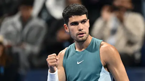 Alcaraz supera a Nardi para llegar a cuartos en Doha Alcaraz supera a Nardi para llegar a cuartos en Doha