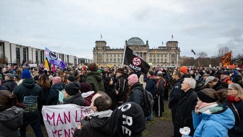Manifestaci&oacute;n en Berl&iacute;n contra la extrema derecha AfD 