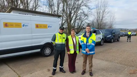La DGT refuerza esta semana la vigilancia de camiones y autobuses para garantizar la seguridad vial en las carreteras La DGT refuerza esta semana la vigilancia de camiones y autobuses para garantizar la seguridad vial en las carreteras