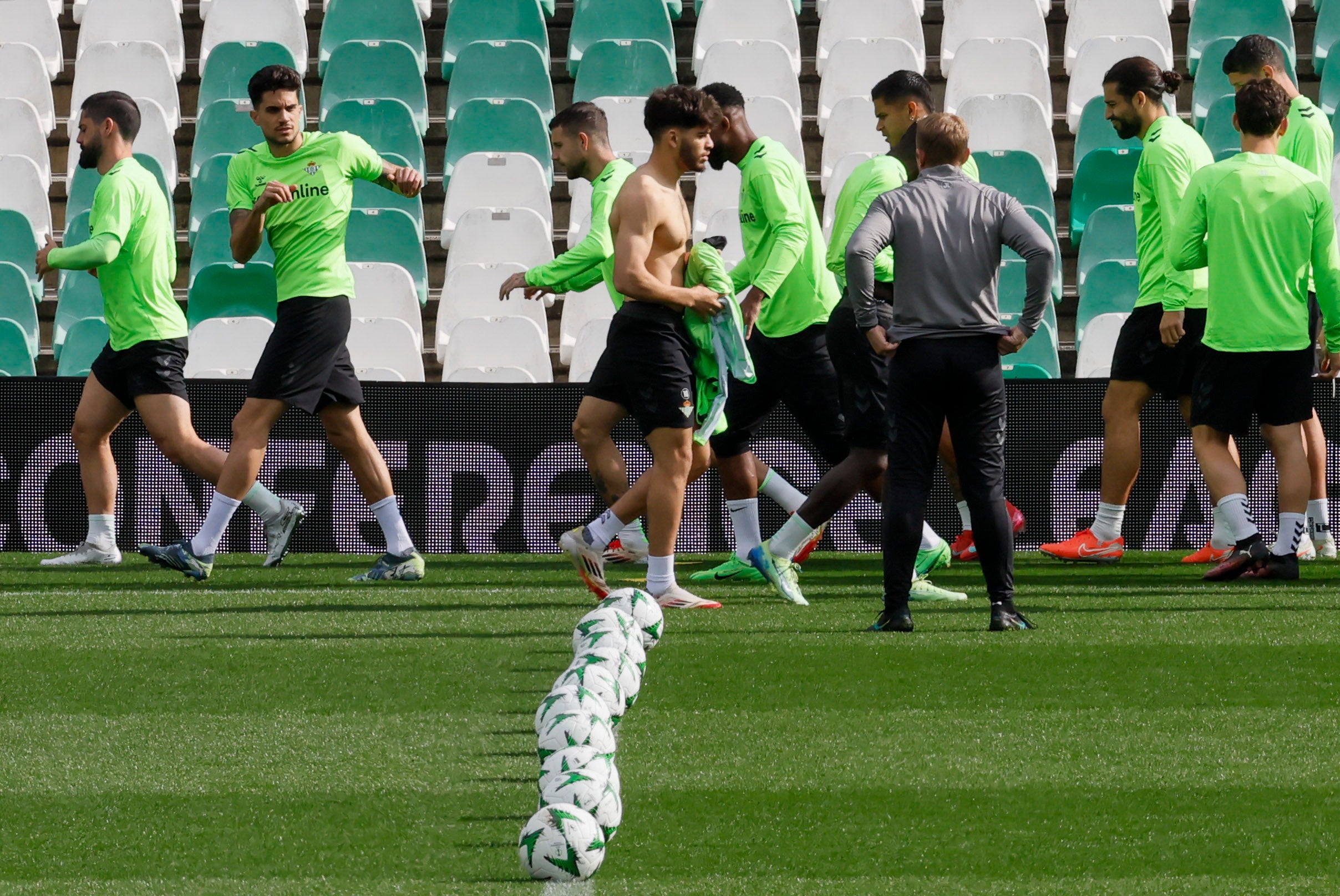 El Betis, a evitar sustos y sellar el pase a octavos ante el Gent El Betis, a evitar sustos y sellar el pase a octavos ante el Gent