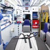 Ambulancia por dentro - Imagen de archivo