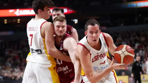 Los cimientos de la España del futuro se tambalean en Letonia Los cimientos de la España del futuro se tambalean en Letonia