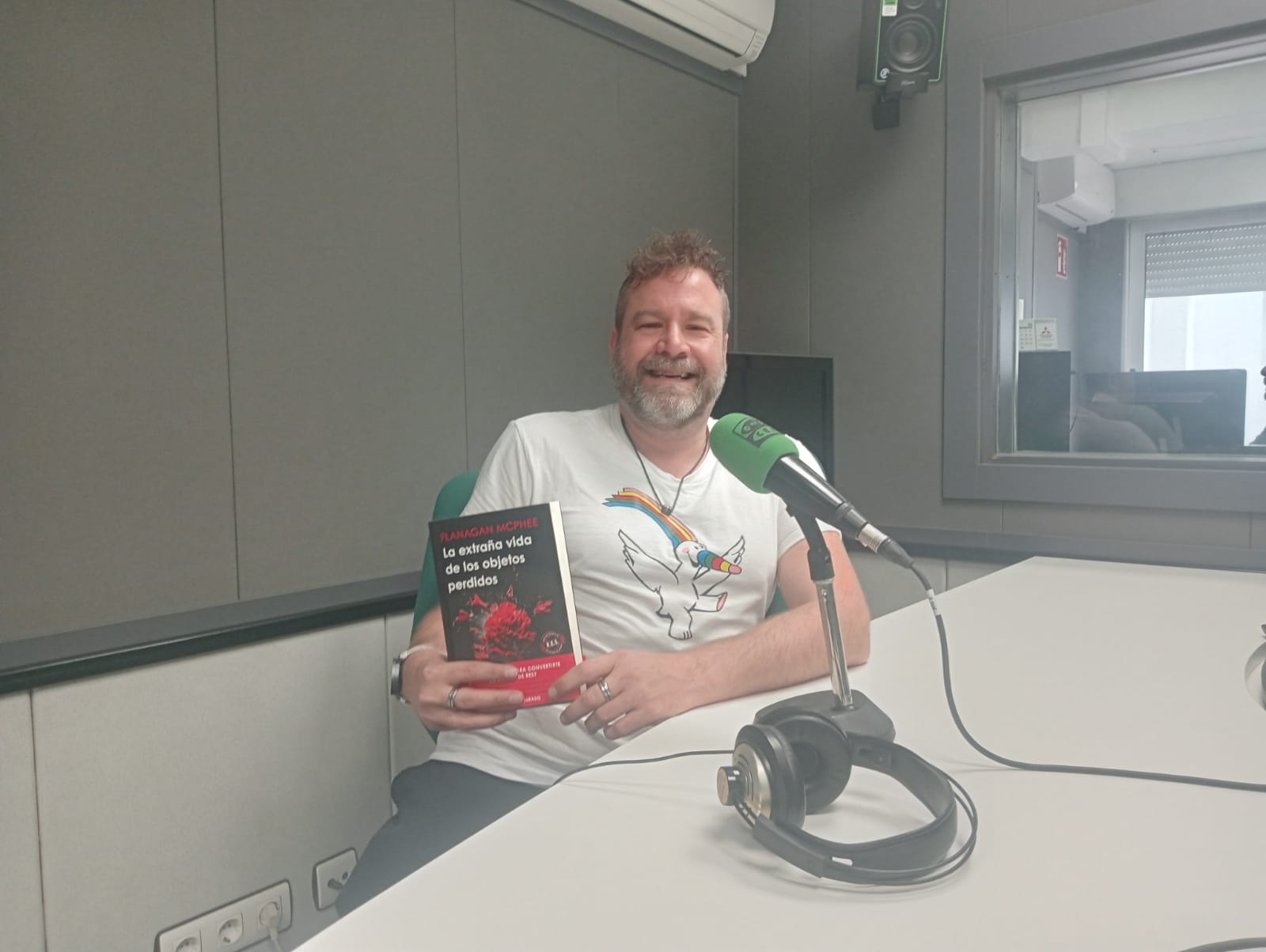 El escritor Vicente Catalá participará este sábado en la feria del Libro de Almassora El escritor Vicente Catalá participará este sábado en la feria del Libro de Almassora