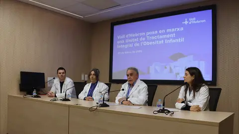 Professionals de la Unitat d'Obesitat Infantil de l'Hospital Vall d'Hebron Professionals de la Unitat d'Obesitat Infantil de l'Hospital Vall d'Hebron