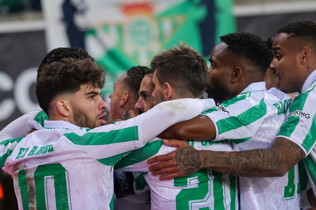 El Betis se medirá al Vitoria Guimaraes en octavos El Betis se medirá al Vitoria Guimaraes en octavos
