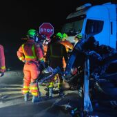 Fallecen tres persona en un accidente de tráfico en la A7 a la altura de Benifaió