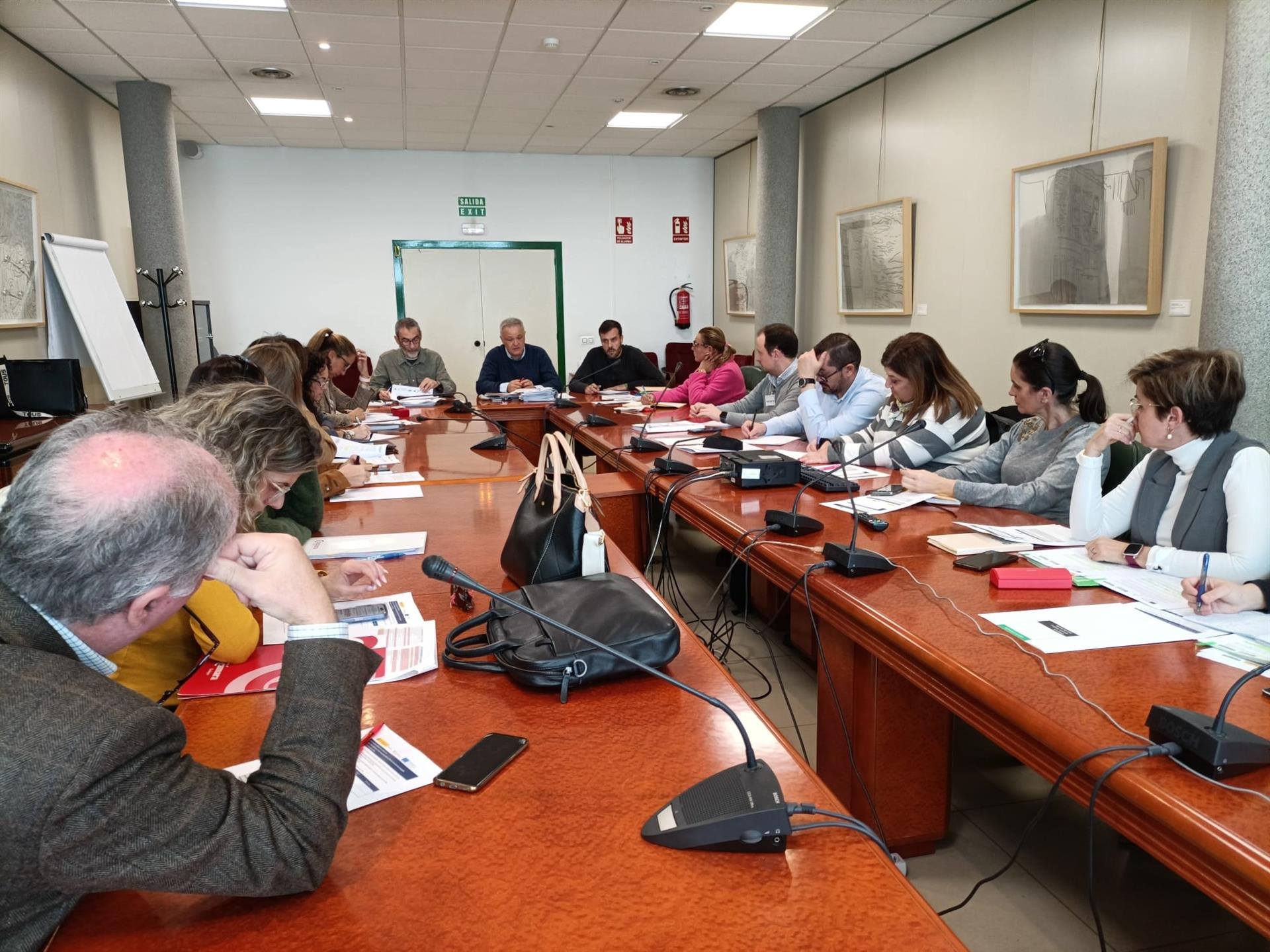 Más de 8.000 personas se han formado con el programa de competencias digitales en espacios con dificultades demográficas Más de 8.000 personas se han formado con el programa de competencias digitales en espacios con dificultades demográficas