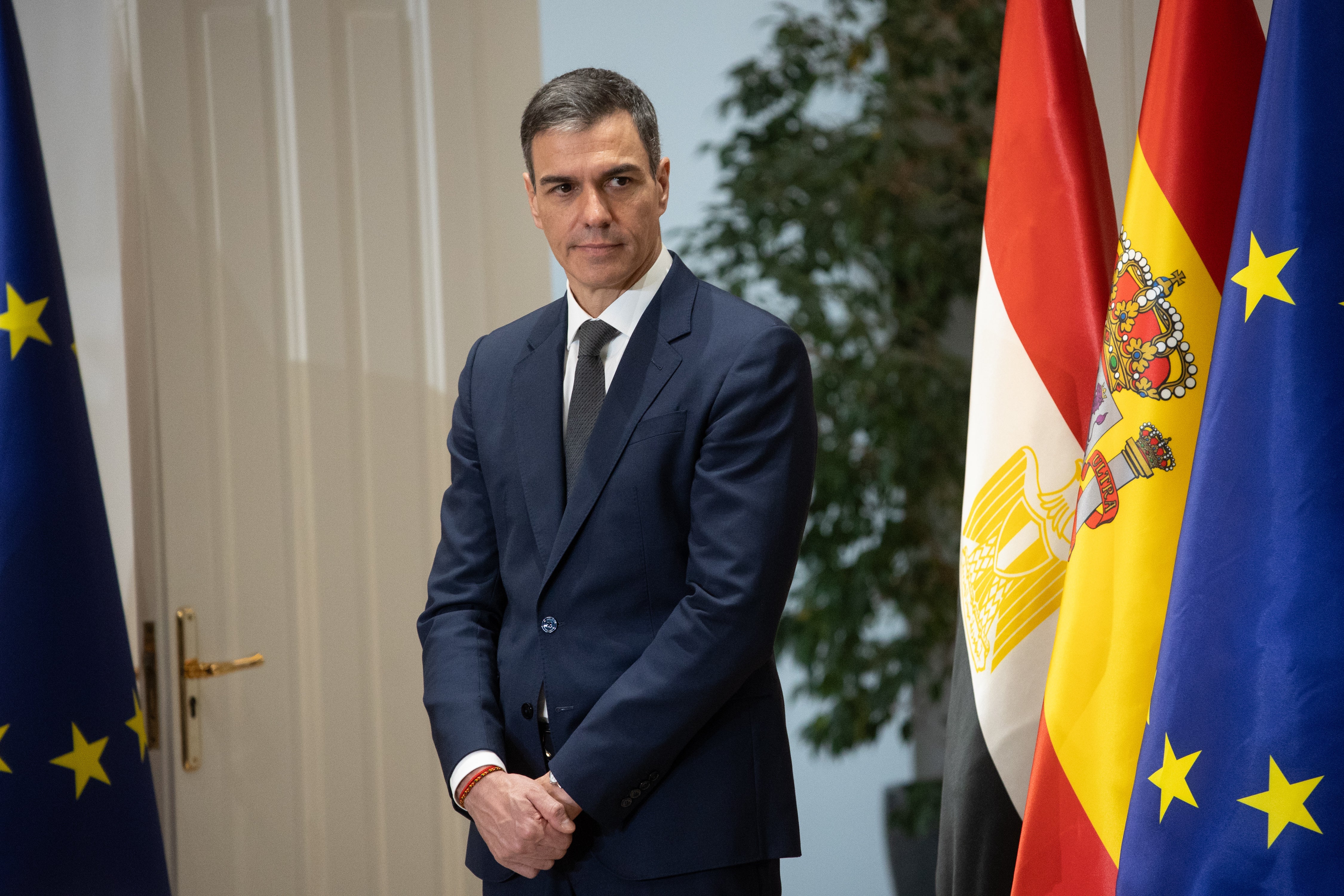 Tertulia: ¿Puede Sánchez aprobar el gasto en Defensa sin pasar por el Congreso de los Diputados? Tertulia: ¿Puede Sánchez aprobar el gasto en Defensa sin pasar por el Congreso de los Diputados?