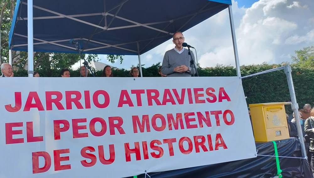 Salvemos Jarrio denuncia contratos precarios en Jarrio y fuga de médicos. Salvemos Jarrio denuncia contratos precarios en Jarrio y fuga de médicos.