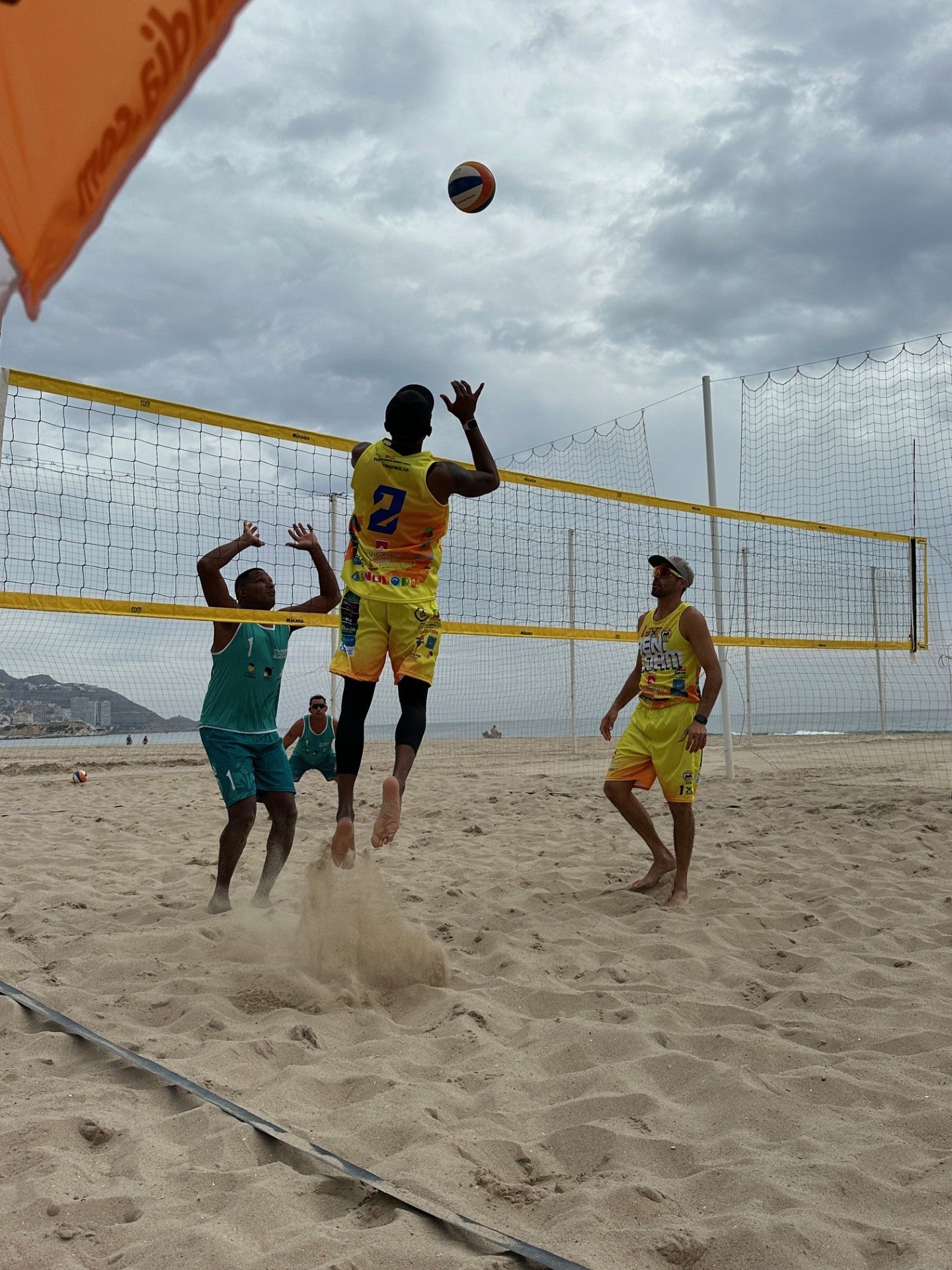 Excelentes resultados para el Servigroup poniente Benidorm voley playa este fin de semana Excelentes resultados para el Servigroup poniente Benidorm voley playa este fin de semana