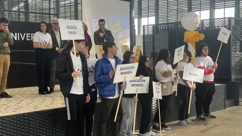 Las XX Jornadas de Puertas Abiertas de la Universidad de Extremadura contarán en Badajoz con más de 2.500 estudiantes Las XX Jornadas de Puertas Abiertas de la Universidad de Extremadura contarán en Badajoz con más de 2.500 estudiantes