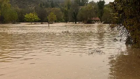 La Confederación Hidrográfica del Ebro limpiará los cauces de los ríos Mesa y Piedra para evitar inundaciones La Confederación Hidrográfica del Ebro limpiará los cauces de los ríos Mesa y Piedra para evitar inundaciones