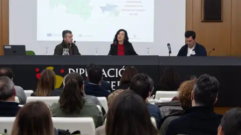 La Diputación de Cáceres optará a 40 millones de fondos Feder para desarrollo urbano sostenible en los municipios La Diputación de Cáceres optará a 40 millones de fondos Feder para desarrollo urbano sostenible en los municipios