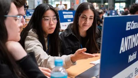 El 39,4% de los jóvenes extremeños cree que el empleo empeorará en los próximos cinco años El 39,4% de los jóvenes extremeños cree que el empleo empeorará en los próximos cinco años