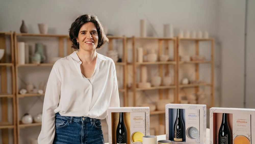 María Monasterio, ceramista andaluza María Monasterio, ceramista andaluza