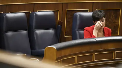 La ministra de Vivienda, Isabel Rodríguez, en una sesión de control en el Congreso de los Diputados La ministra de Vivienda, Isabel Rodríguez, en una sesión de control en el Congreso de los Diputados