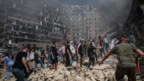 Varios edificios bombardeados en Ucrania - Audio: Diana Rodr&iacute;guez Pretel / Imagen: Presidencia de Ucrania