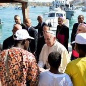 El papa Francisco, en su visita a la isla de Lampedusa.