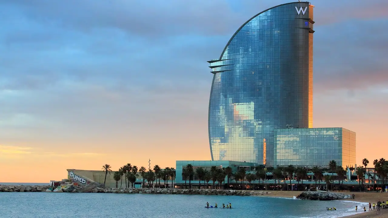 Imatge general de l'Hotel Vela de Barcelona Imatge general de l'Hotel Vela de Barcelona